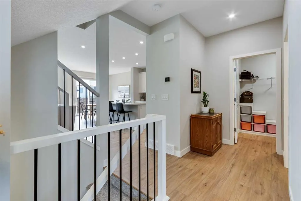 101 Mallard Grove SE