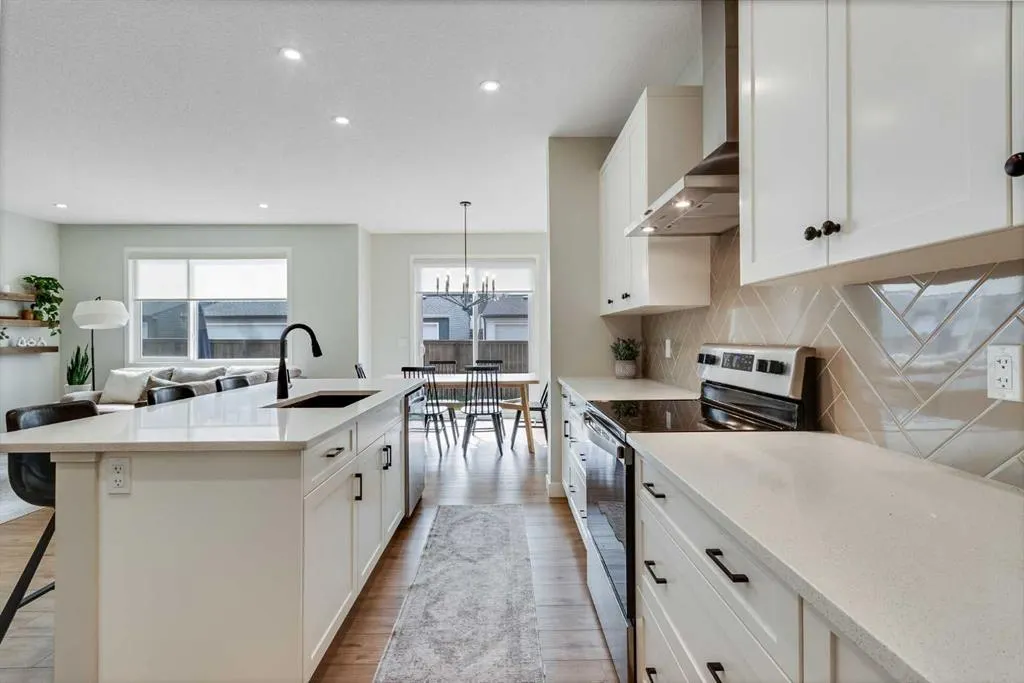 101 Mallard Grove SE