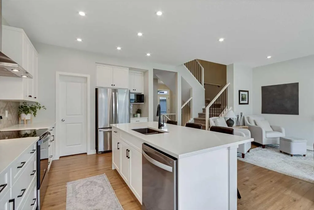 101 Mallard Grove SE