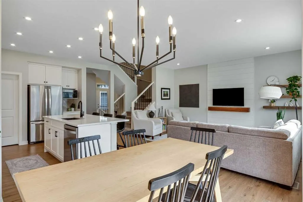 101 Mallard Grove SE