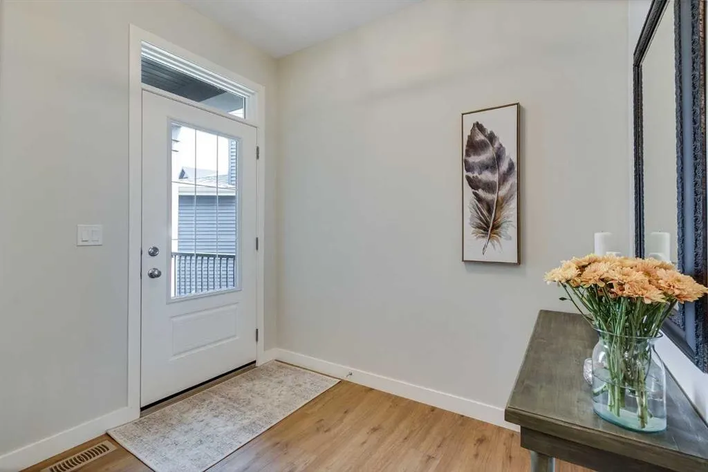 101 Mallard Grove SE