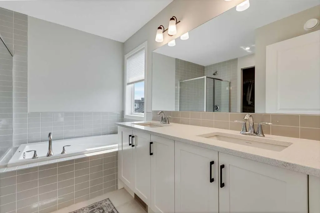 101 Mallard Grove SE