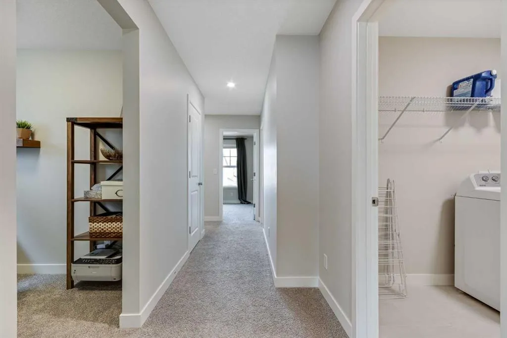 101 Mallard Grove SE
