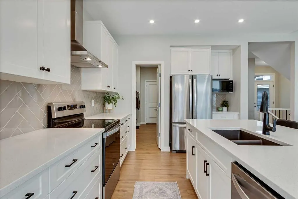 101 Mallard Grove SE