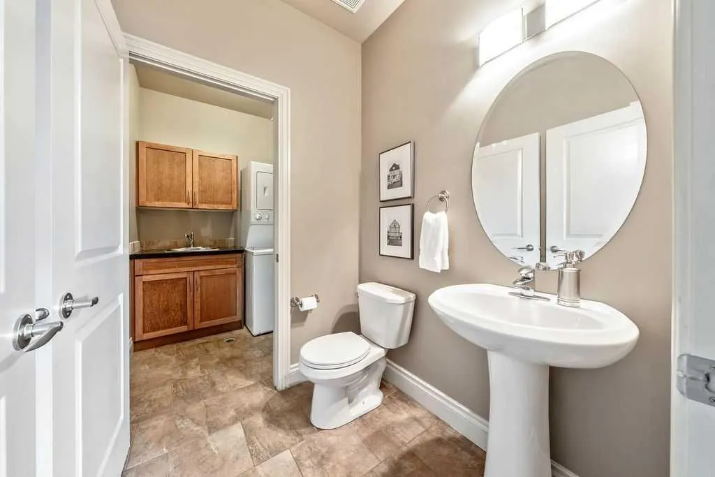 2411 2 Avenue NW, #2