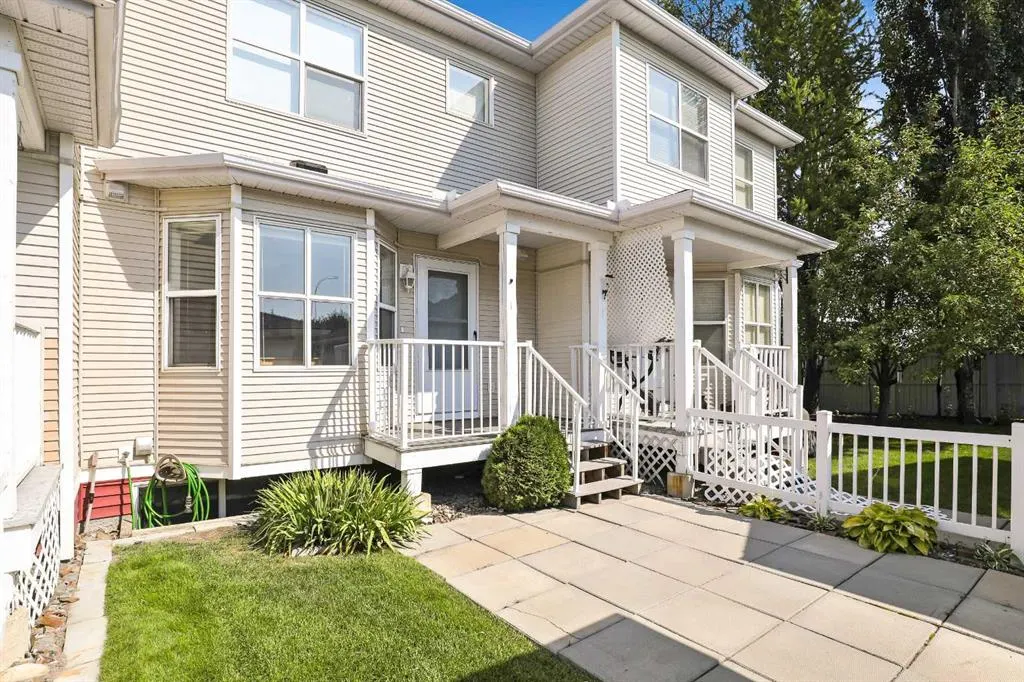 5 Country Village Landing NE