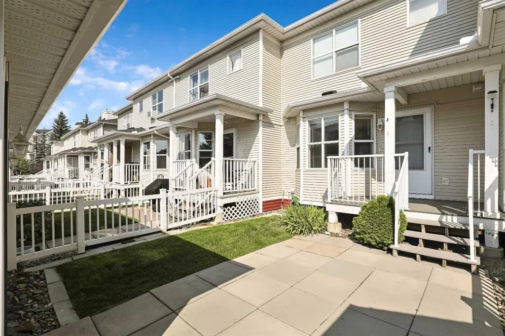 5 Country Village Landing NE