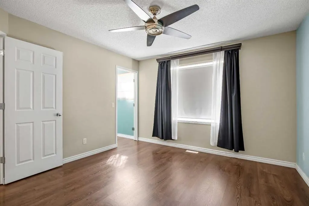 5 Country Village Landing NE