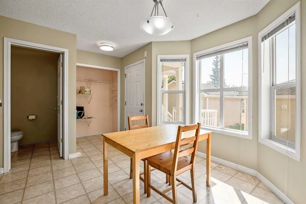 5 Country Village Landing NE