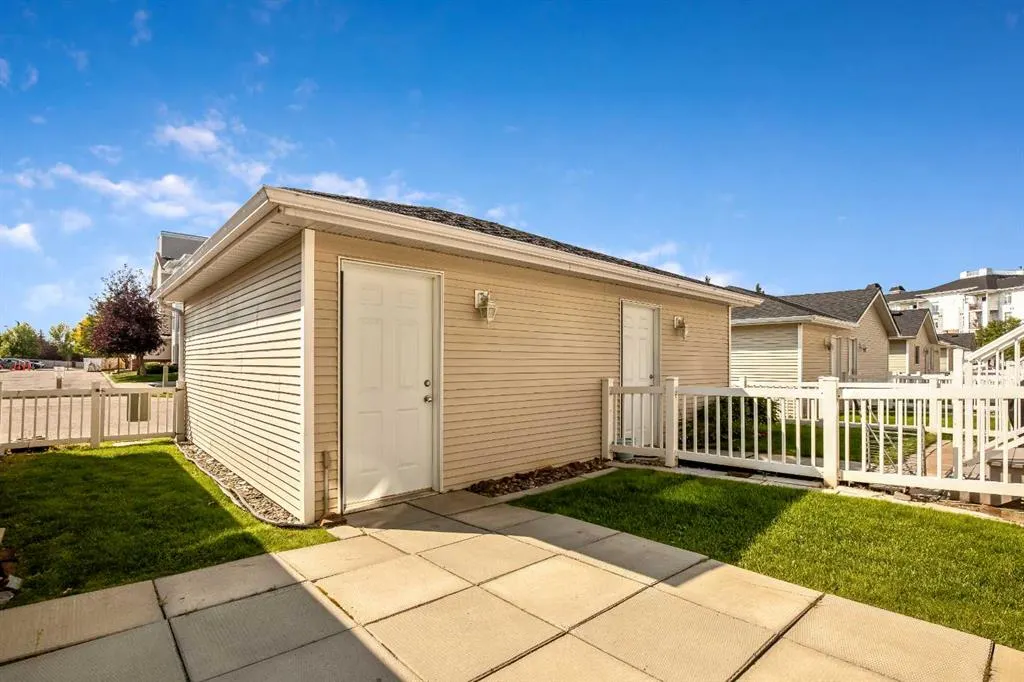 5 Country Village Landing NE