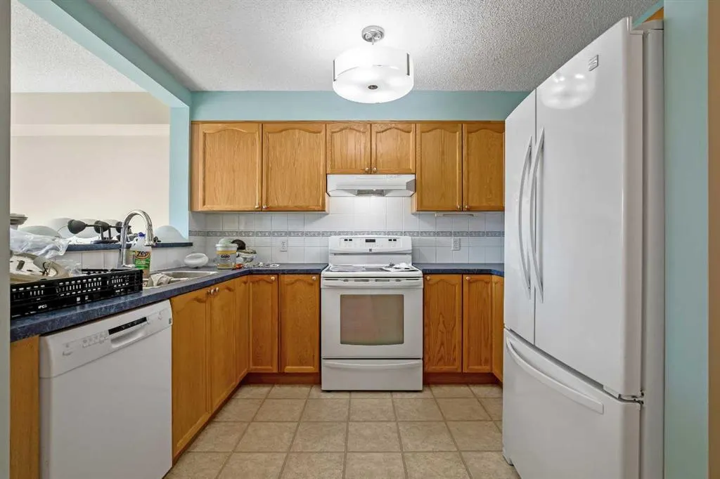 5 Country Village Landing NE