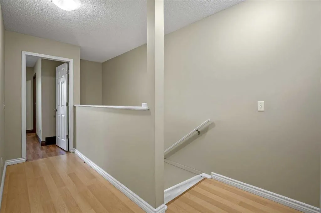 5 Country Village Landing NE