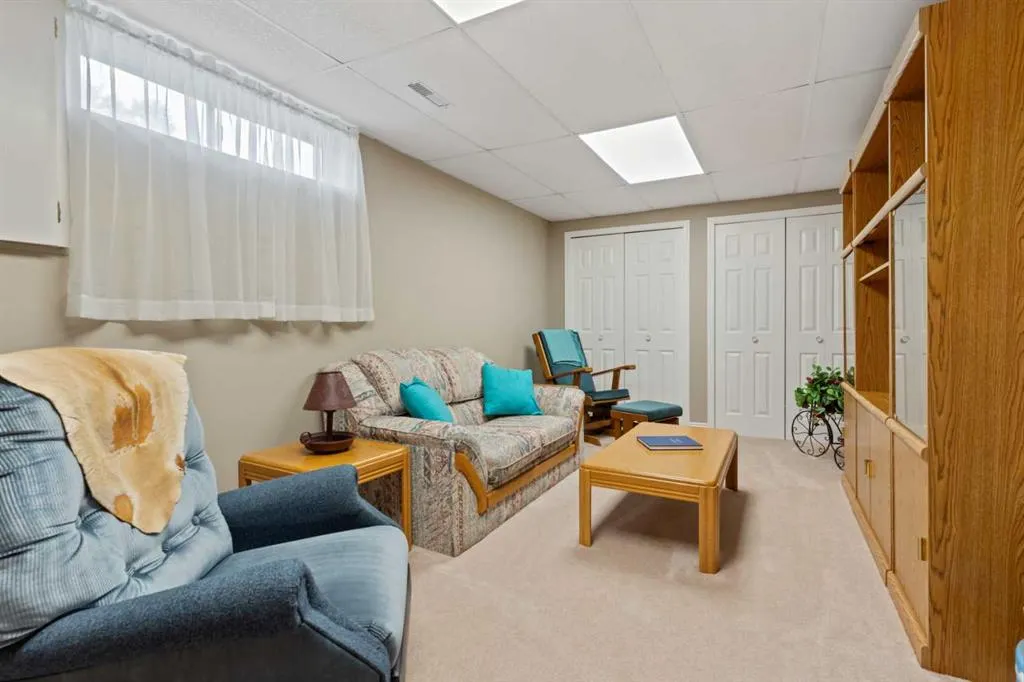 5014 56 Street, #3