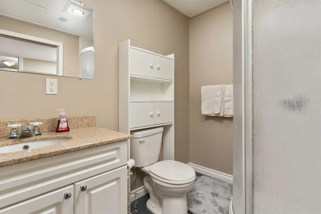 5014 56 Street, #3