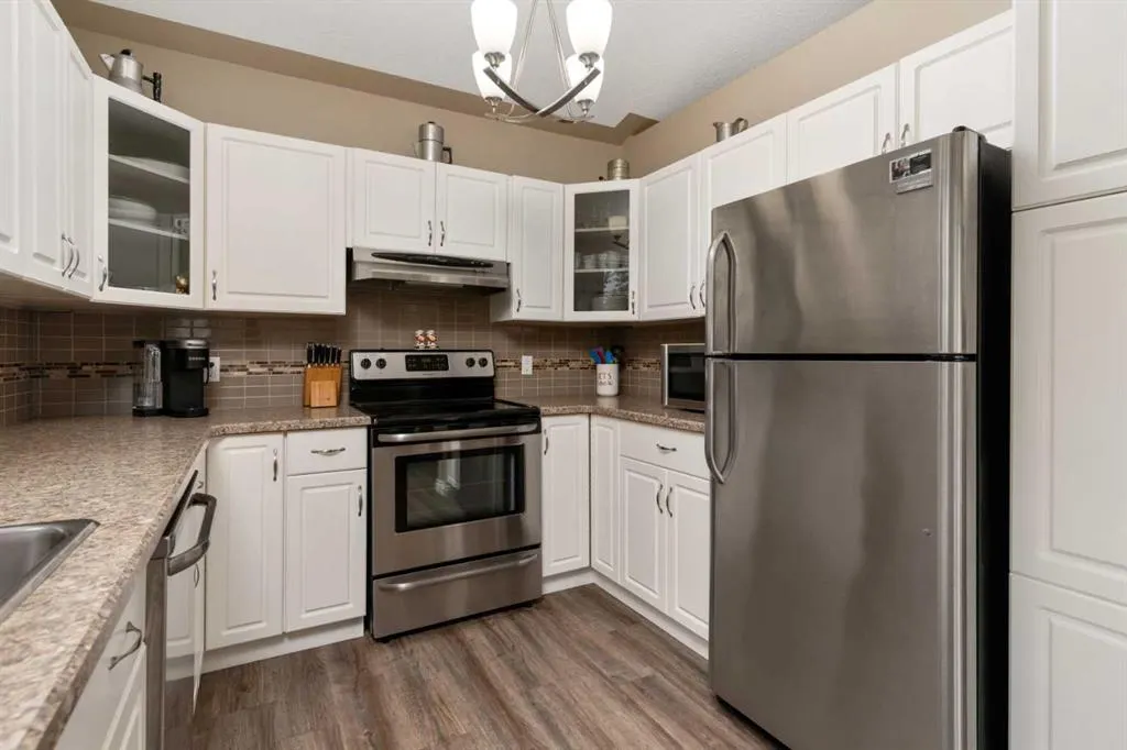 5014 56 Street, #3
