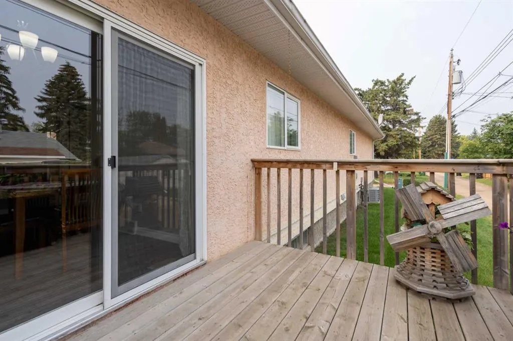 5014 56 Street, #3