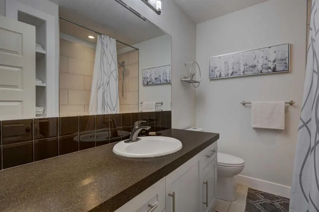82 Gladys Ridge Road SW