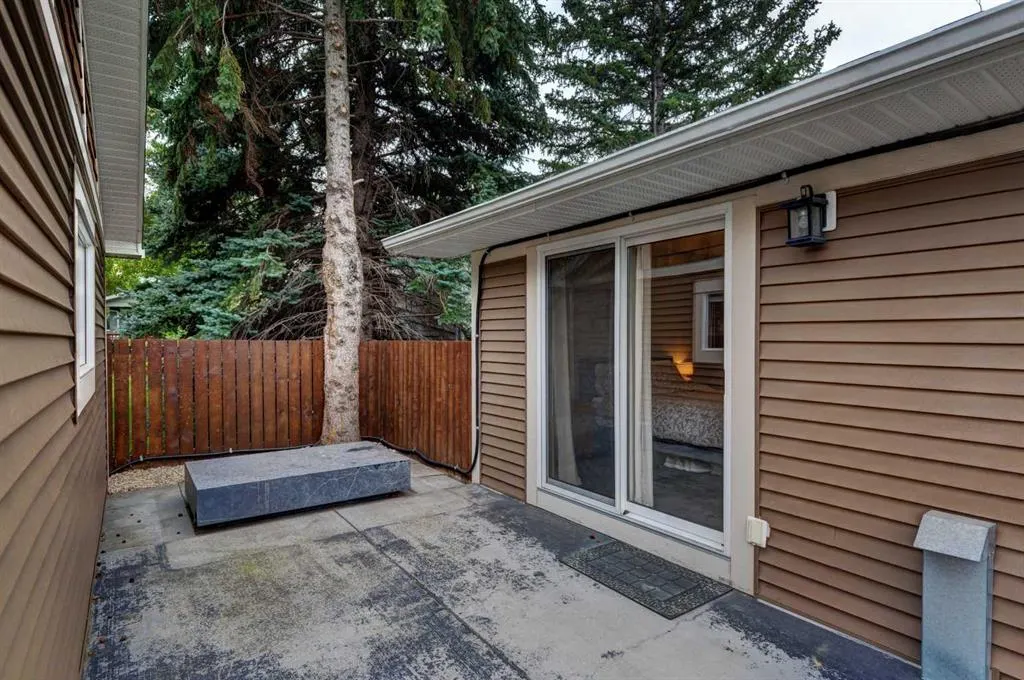 82 Gladys Ridge Road SW