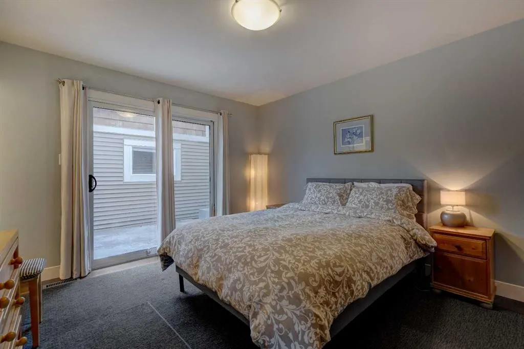 82 Gladys Ridge Road SW