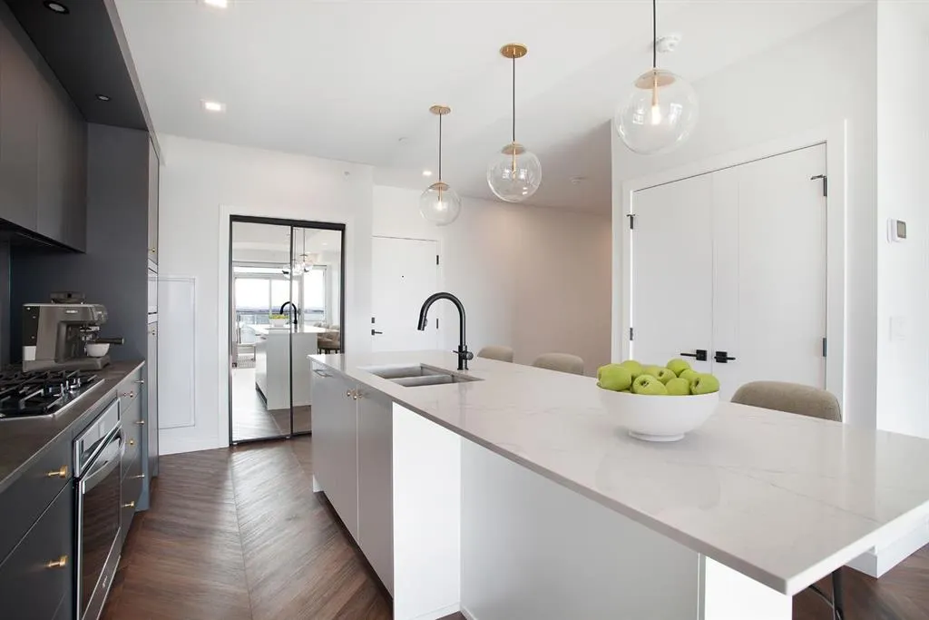 8505 Broadcast Avenue SW, #504