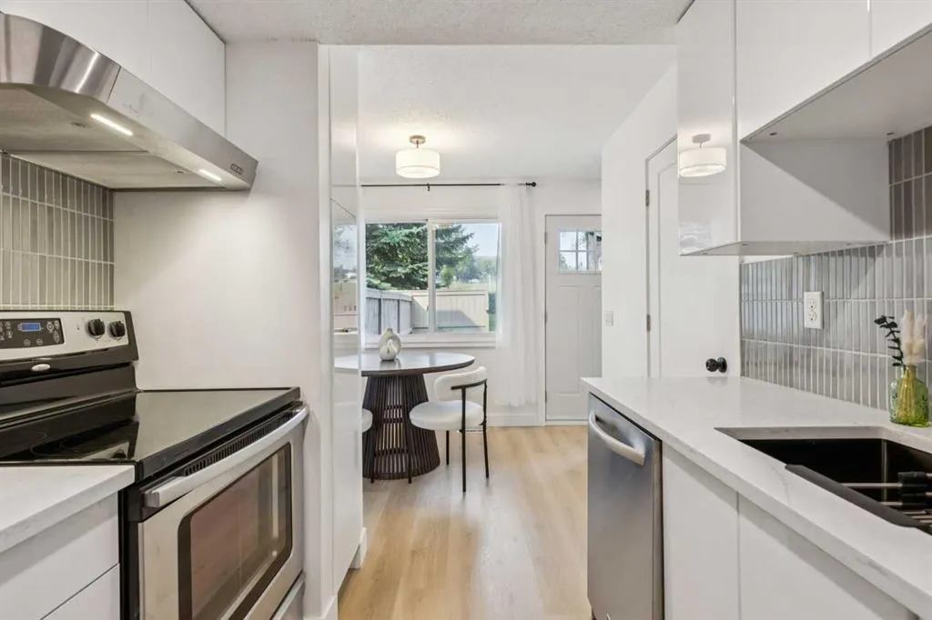 1055 72 Avenue NW, #111