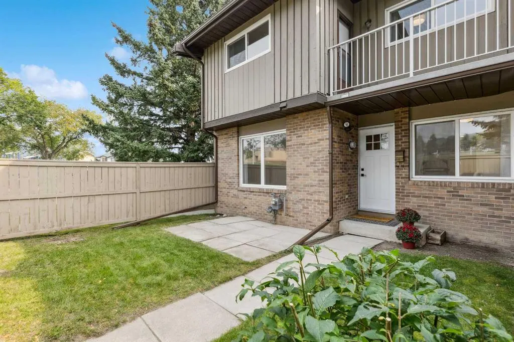 1055 72 Avenue NW, #111