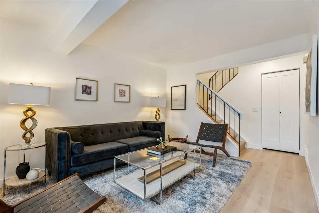 1055 72 Avenue NW, #111