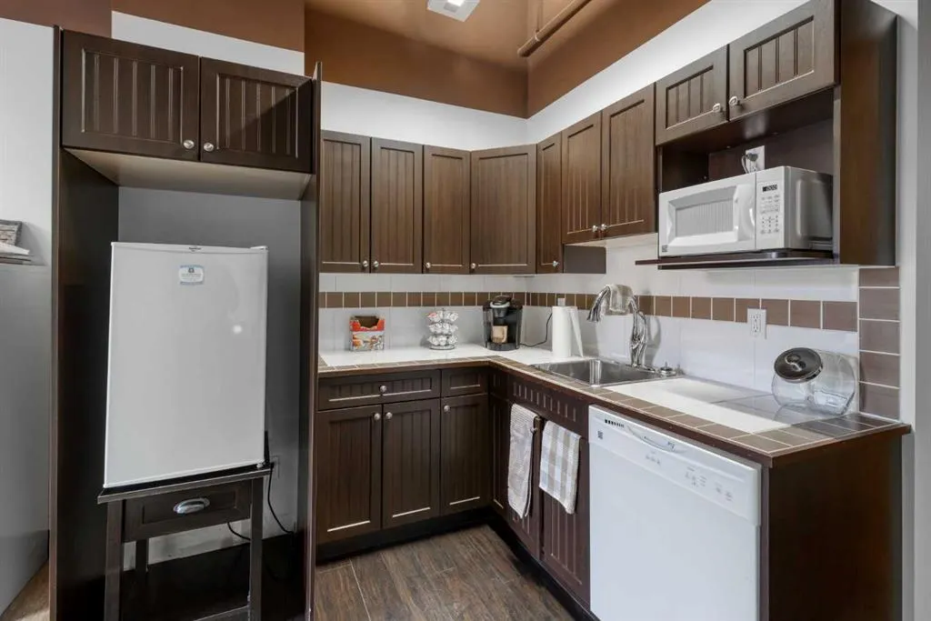 505 Railway Street W, #2,3,4
