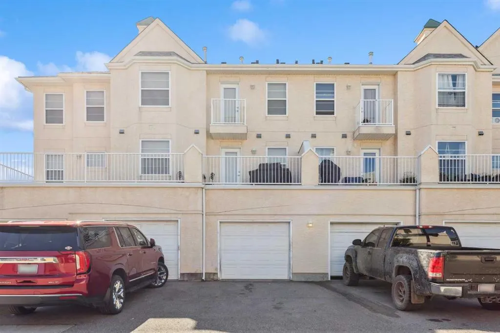 50 Westland Road, #218