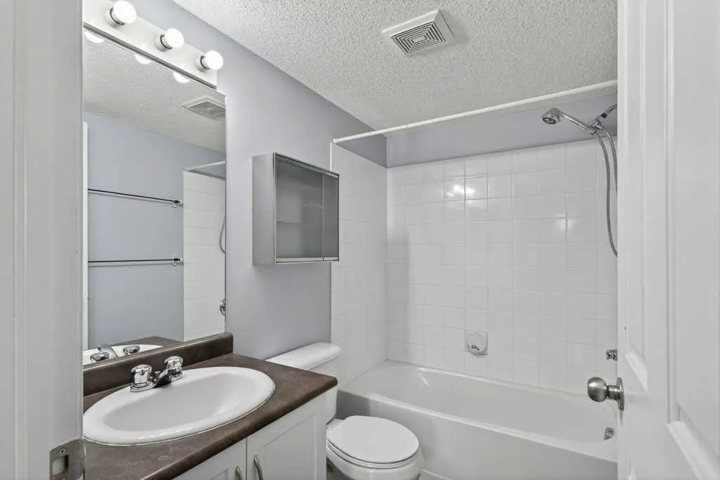 10 Prestwick Bay SE, #4316