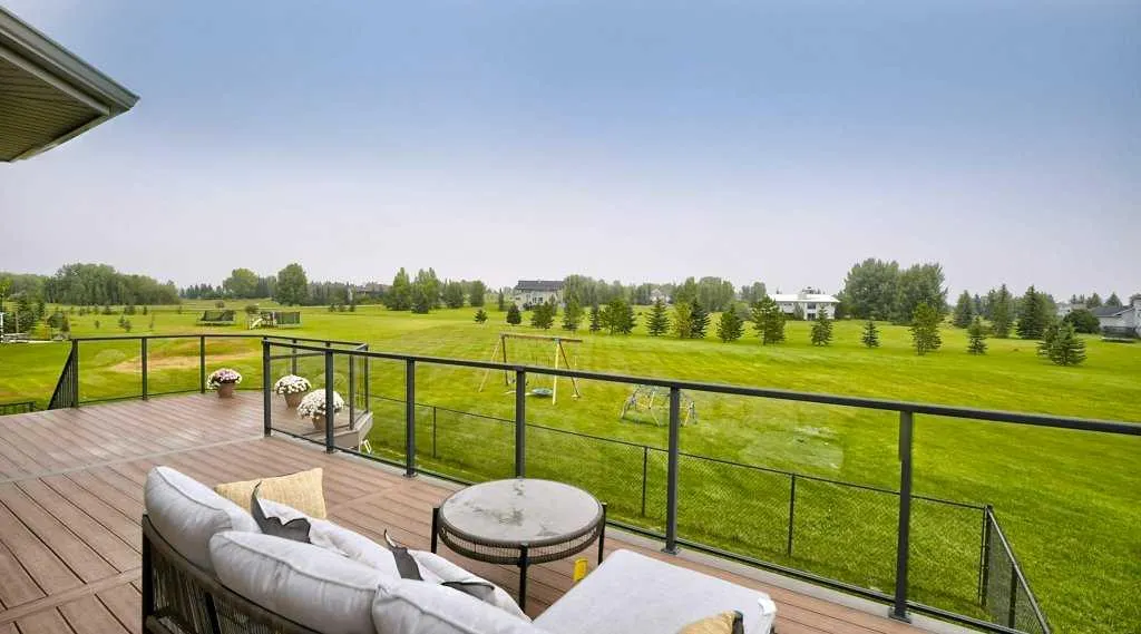8 Crocus Ridge Point