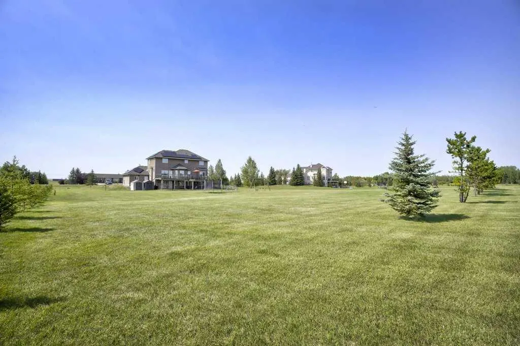 8 Crocus Ridge Point