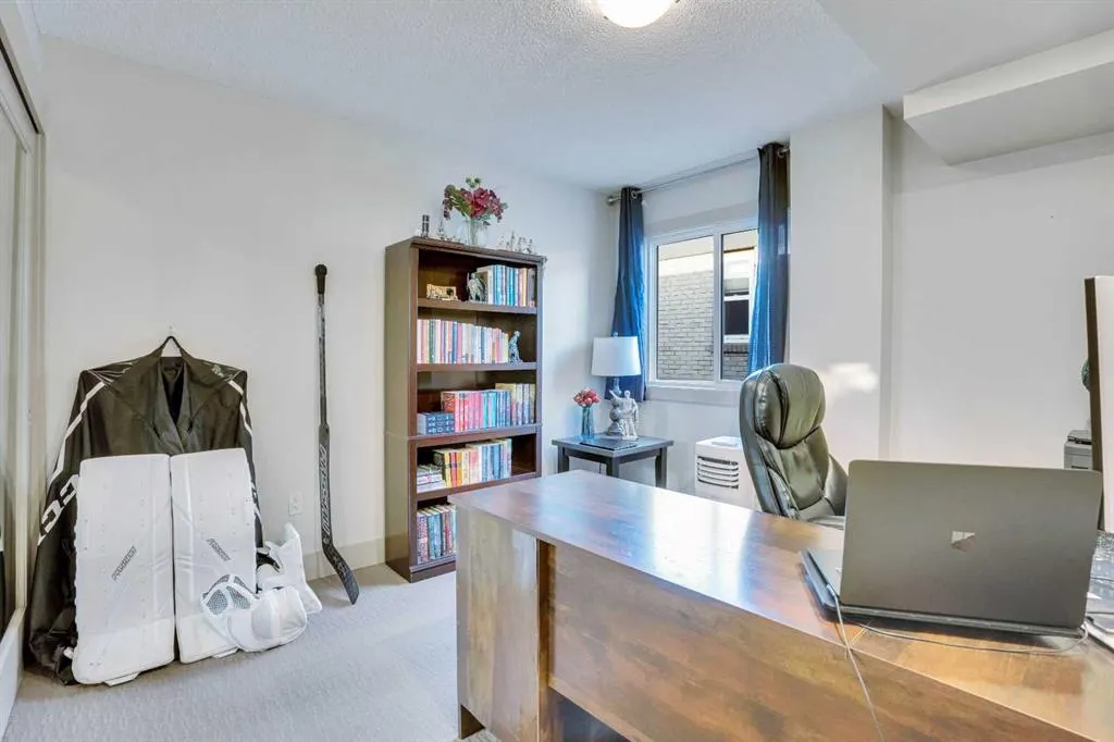 1534 15 Avenue SW, #402