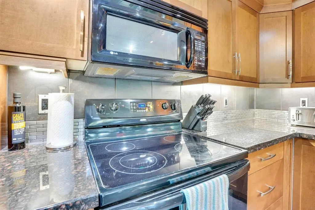 1534 15 Avenue SW, #402