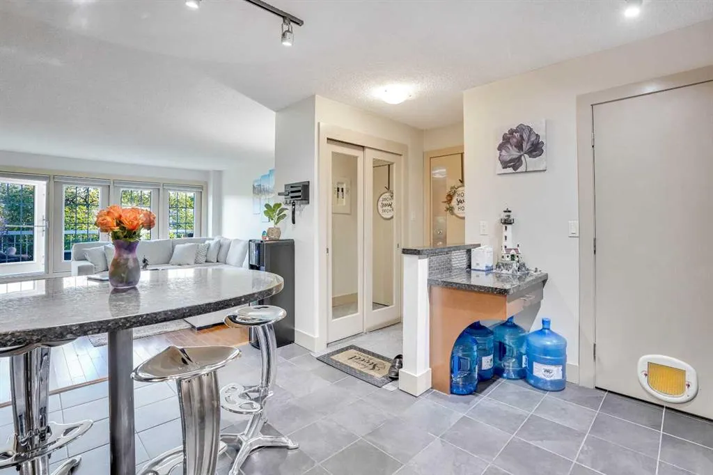 1534 15 Avenue SW, #402