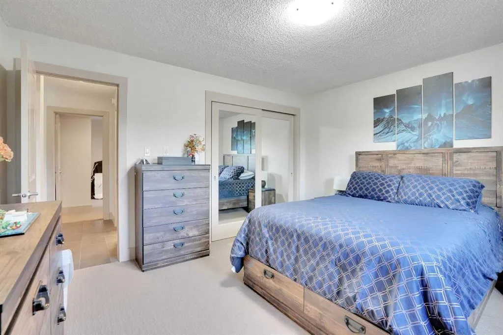 1534 15 Avenue SW, #402