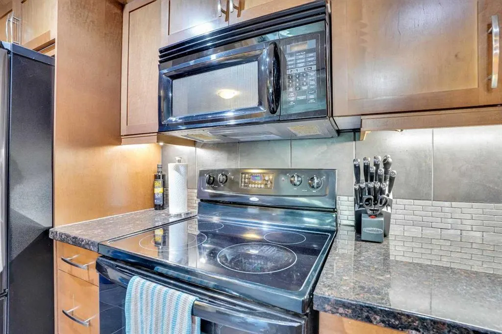 1534 15 Avenue SW, #402