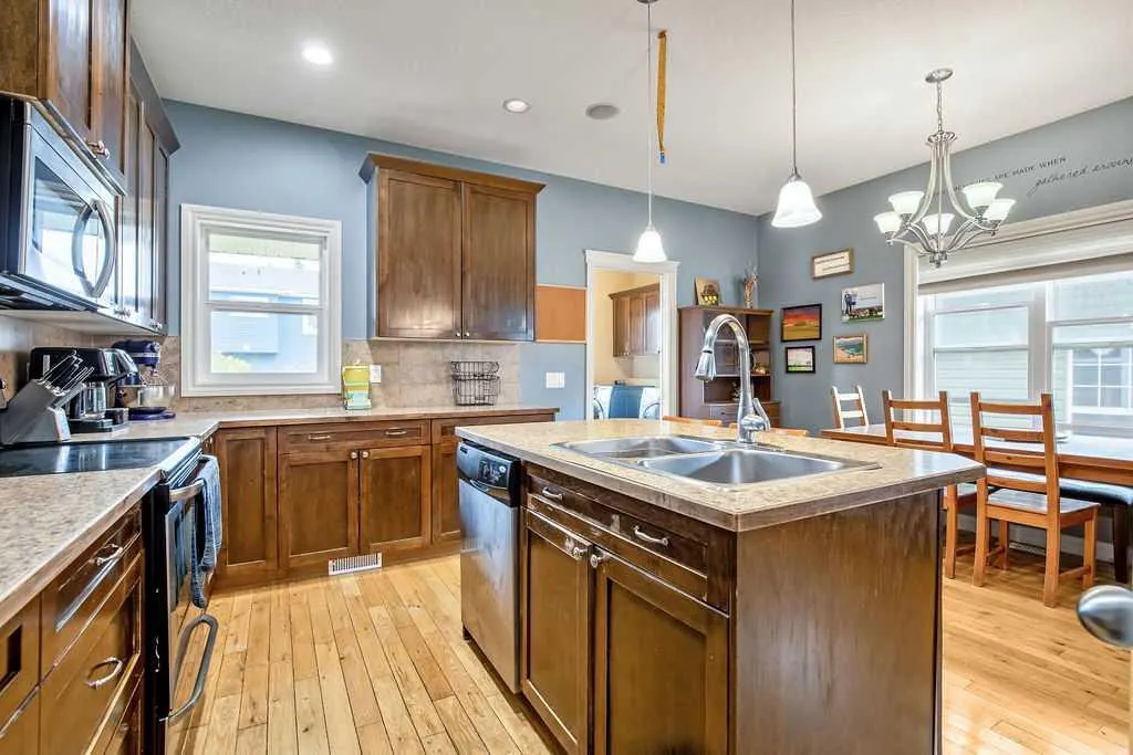 1908 High Country Drive