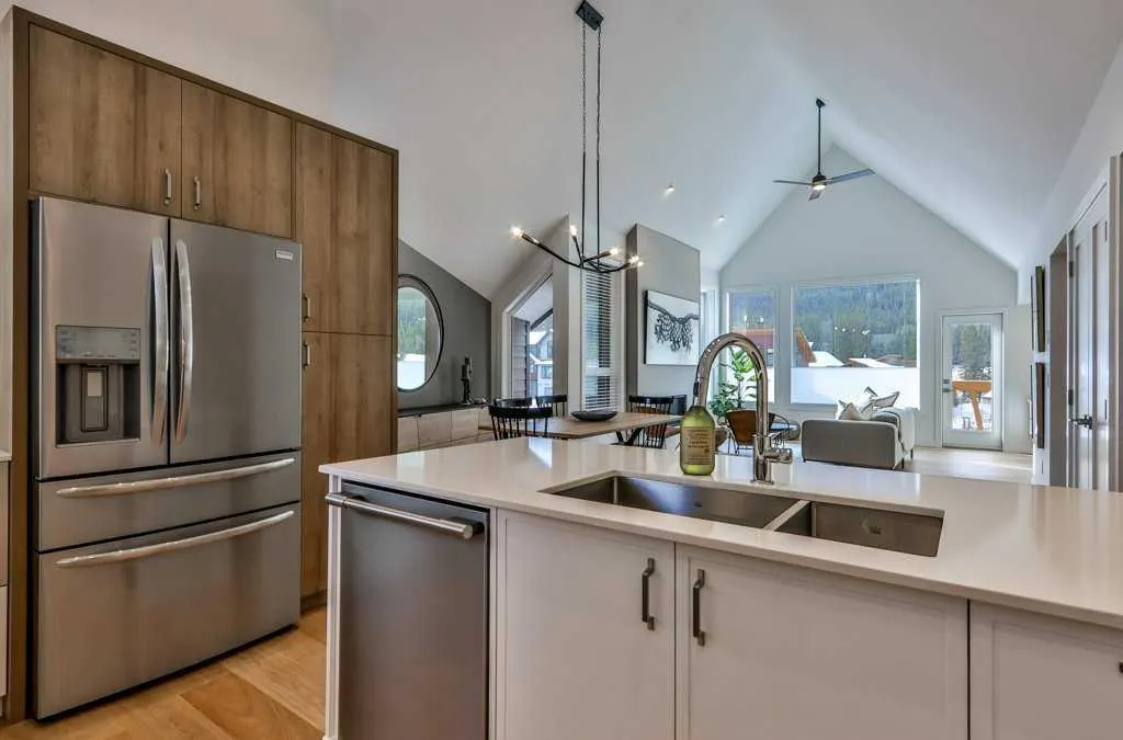 209 Stewart Creek Rise, #202L