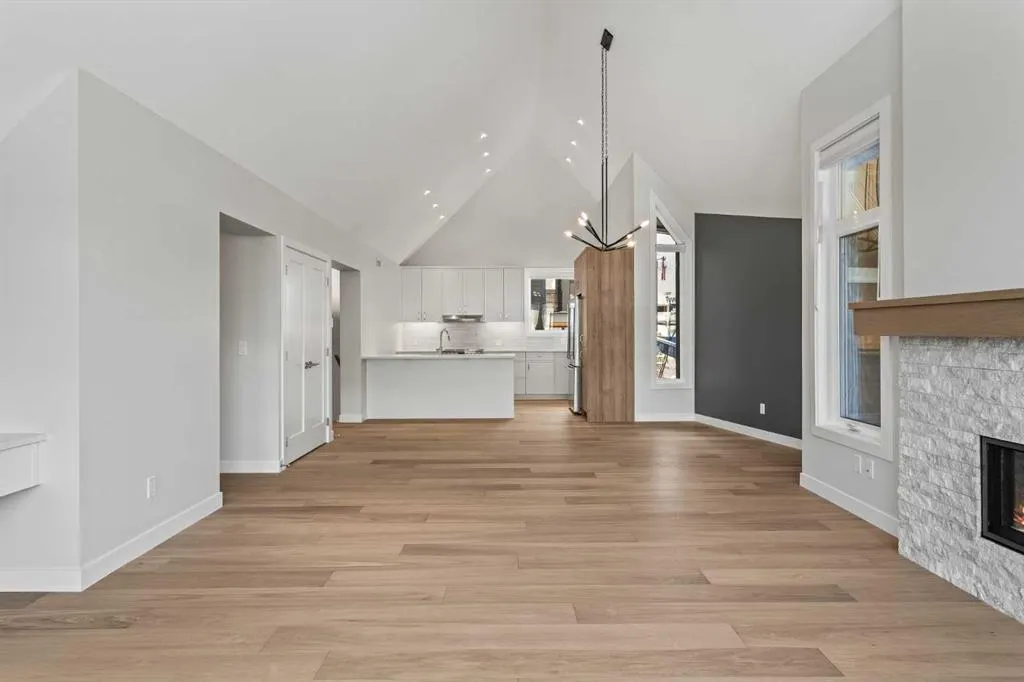 209 Stewart Creek Rise, #202L