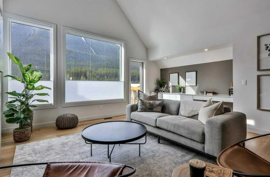 209 Stewart Creek Rise, #202L