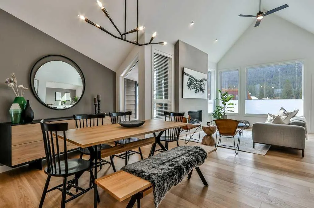 209 Stewart Creek Rise, #202L