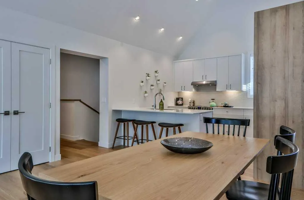 209 Stewart Creek Rise, #202L