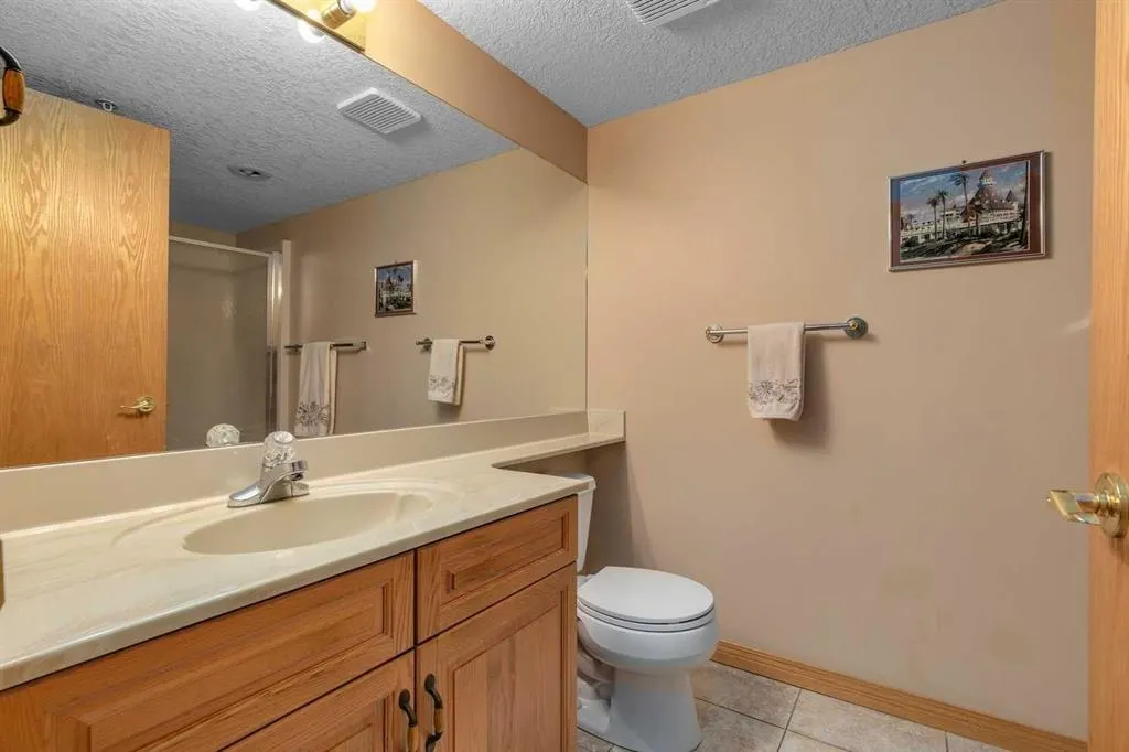 6868 Sierra Morena Boulevard SW, #220