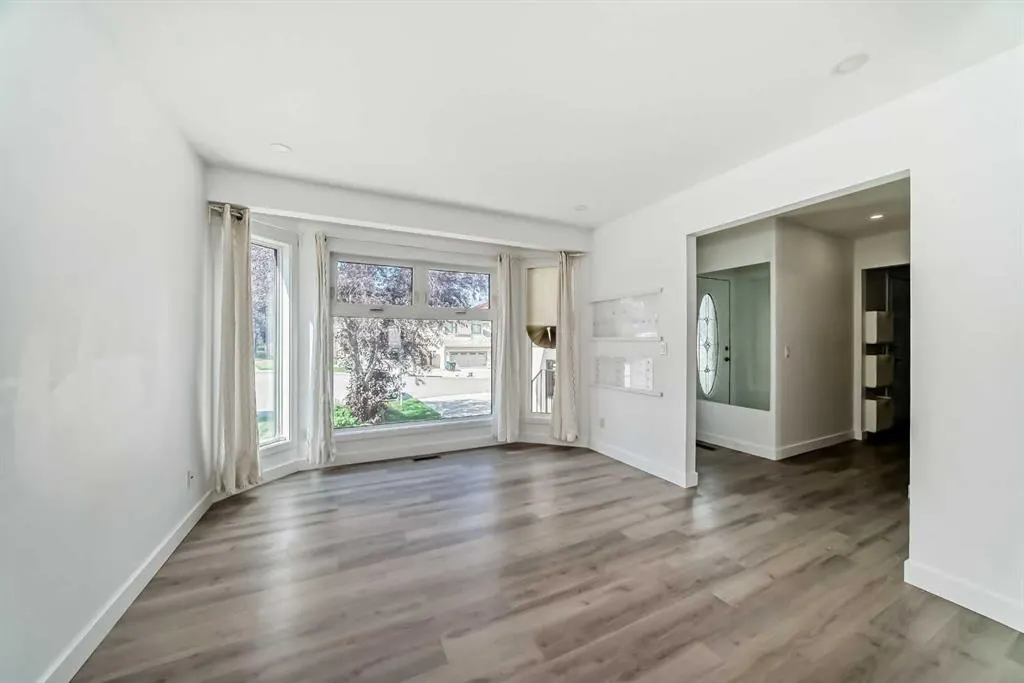 7 Signature Mews SW