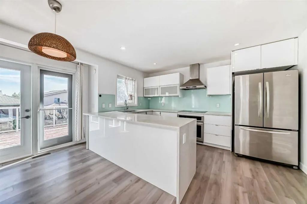 7 Signature Mews SW