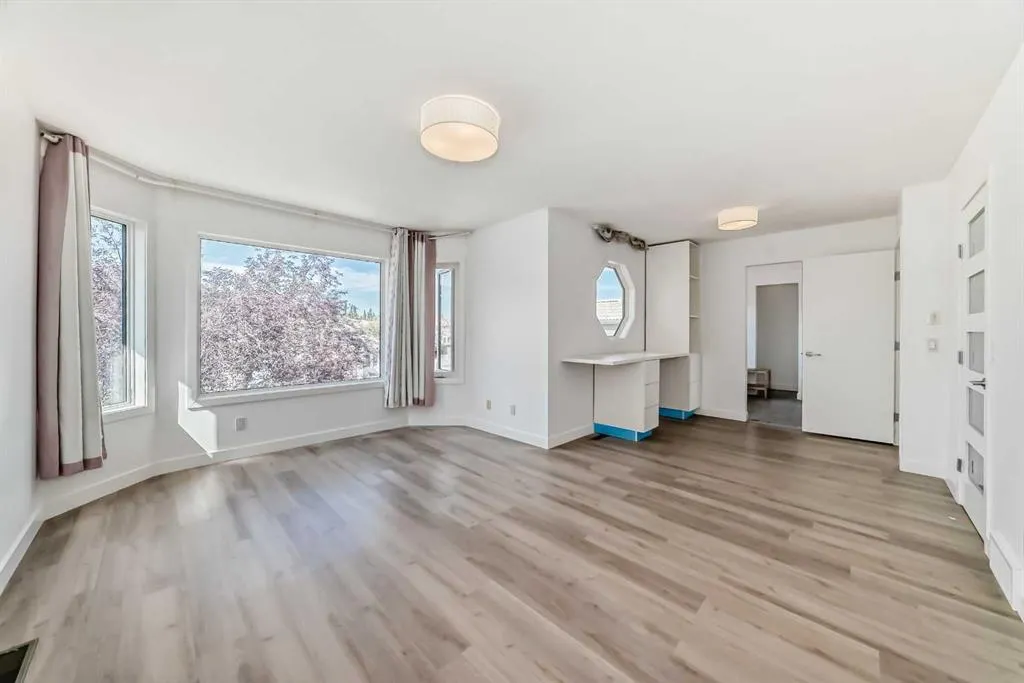 7 Signature Mews SW