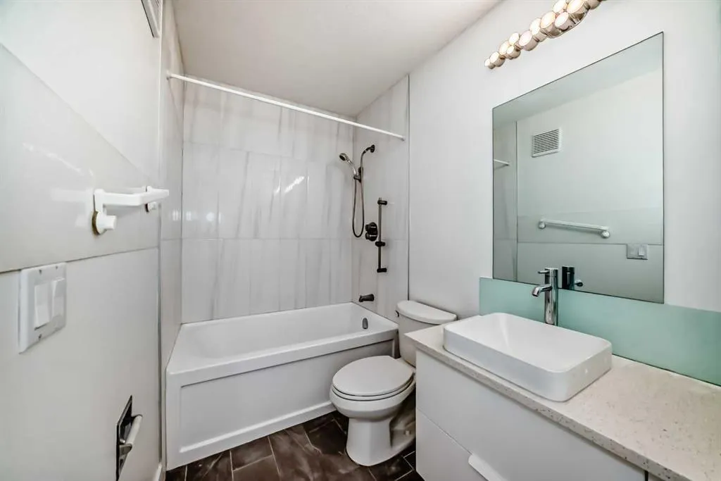 7 Signature Mews SW