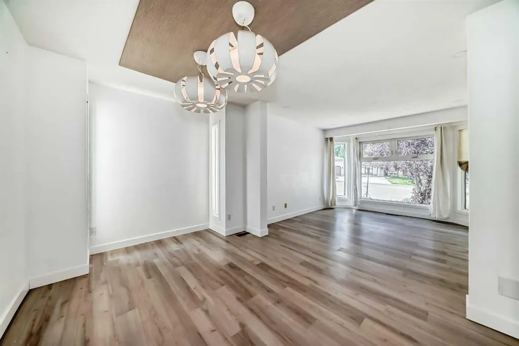 7 Signature Mews SW