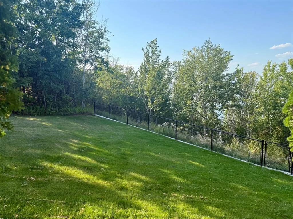 1038, 67235 Churchill Park Road